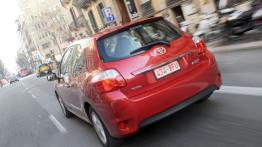 Toyota Auris 2011 - wersja 3-drzwiowa - widok z tyłu