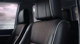 Mitsubishi Pajero IV - wersja 3-drzwiowa - fotel kierowcy, widok z przodu