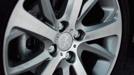 Peugeot 208 - wersja 3-drzwiowa - koło
