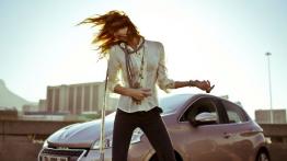 Peugeot 208 - wersja 5-drzwiowa - lewy bok