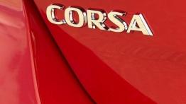 Opel Corsa E (2015) - wersja 5-drzwiowa - emblemat