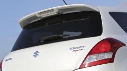 Suzuki Swift V Sport - wersja 3-drzwiowa - pokrywa bagażnika