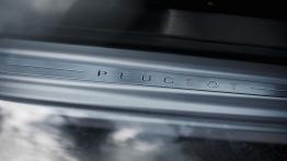 Peugeot 208 - wersja 3-drzwiowa - listwa progowa