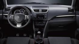 Suzuki Swift V Sport - pełny panel przedni