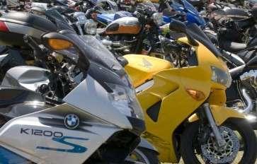 Zimą kupisz taniej - wyprzedaże motocykli trwają