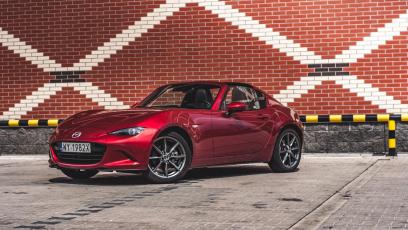 Mazda MX-5 RF – to nie jest samochód do podróżowania!