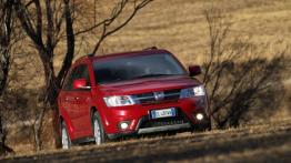Fiat Freemont AWD - widok z przodu