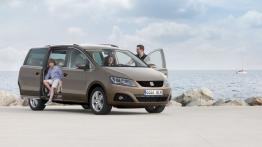 Seat Alhambra 4WD - przód - reflektory wyłączone