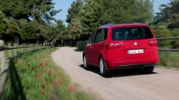 Seat Alhambra 4WD - tył - reflektory wyłączone