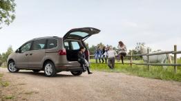 Seat Alhambra 4WD - tył - bagażnik otwarty