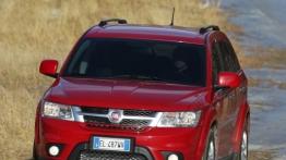 Fiat Freemont AWD - widok z przodu