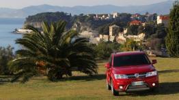 Fiat Freemont AWD - widok z przodu