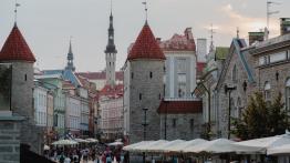 Wakacje na Litwie, Łotwie i w Estonii – czy to dobry pomysł na letnią wyprawę?