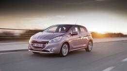 Peugeot 208 - wersja 5-drzwiowa - widok z przodu