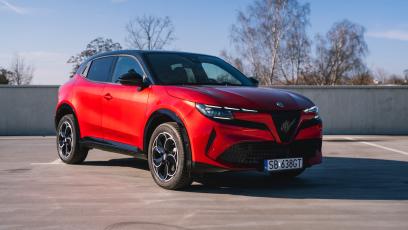 Alfa Romeo Junior Ibrida Q4 miała być wyjątkowa, a wyszło jak zawsze