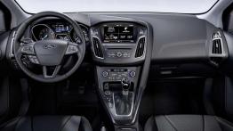 Odświeżony Ford Focus jedzie do Genewy