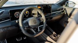 Pierwsza jazda: Nowy Volkswagen T-Roc pozostanie bestsellerem. To awans klasowy 