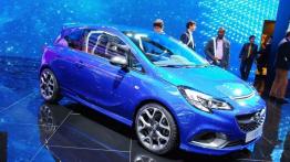 Rozsądek i emocje w jednym ciele - przegląd gorących (sub)kompaktów prosto z Genewy