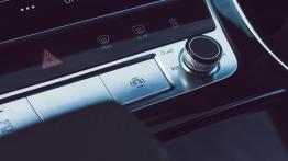 Audi Q8 – wyznaczyło kierunek. Ale czy właściwy?