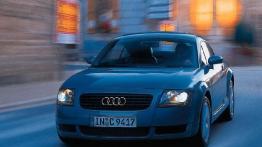 Audi TT - widok z przodu