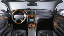 Mercedes Klasa CLK Cabriolet - pełny panel przedni
