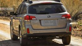Subaru Outback - zabawa &quot;na cztery łapy&quot;