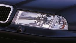 Skoda Octavia I Laurin And Klement - lewy przedni reflektor - wyłączony