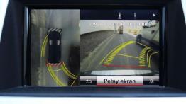 Mercedes-Benz ML - SUV nie tylko na asfalt