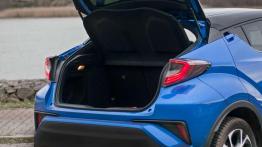 Toyota C-HR Hybrid - miejski diament