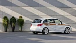 Mercedes klasy B E-CELL Concept - prawy bok