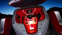 Ford Airstream Concept - tył - bagażnik otwarty