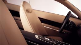 Jaguar R-Coupe Concept - widok ogólny wnętrza z przodu