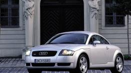 Audi TT - widok z przodu