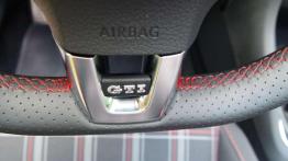 Sport pod gołym niebem - Volkswagen Golf GTI Cabriolet