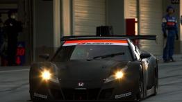 Honda HSV-010 GT - przód - reflektory włączone