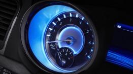 Chrysler 300 Ruyi Concept - obrotomierz