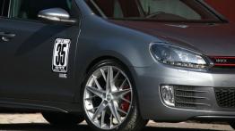 Volkswagen Golf GTI Wunschel Sport - prawe przednie nadkole