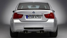 BMW M3 CRT - tył - reflektory wyłączone