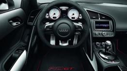 Audi R8 GT - kokpit