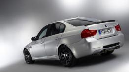 BMW M3 CRT - tył - reflektory wyłączone