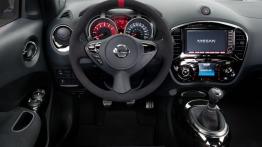 Nissan Juke NISMO Concept - kokpit