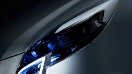 Opel GTC Concept - lewy przedni reflektor - wyłączony