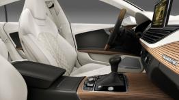 Audi Sportback Concept - widok ogólny wnętrza z przodu