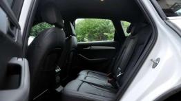Audi Q5 2.0 TDI S-Tronic - ladies first?