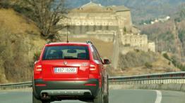 Skoda Octavia Scout - widok z tyłu