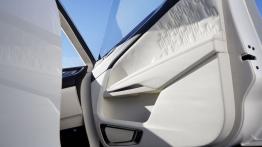 Lincoln MKC Concept - drzwi pasażera od wewnątrz
