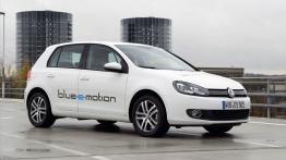 Volkswagen Golf blue-e-motion Concept - prawy bok