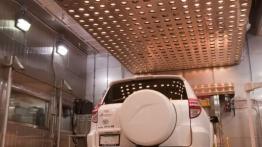 Toyota RAV4 EV Concept - testowanie auta