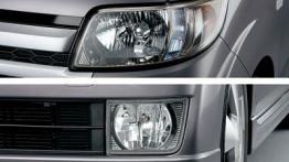 Honda Zest - lewy przedni reflektor - wyłączony