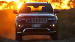Jeep Grand Cherokee IV Facelifting (2014) Summit - widok z przodu